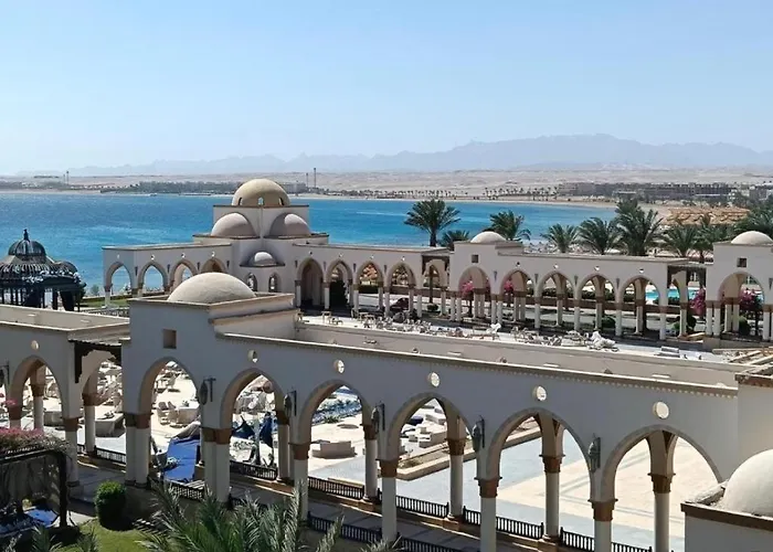 Al Saraya C101 1br Pool View Sahl Hasheesh